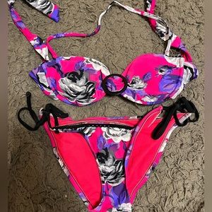 Floral bikini set